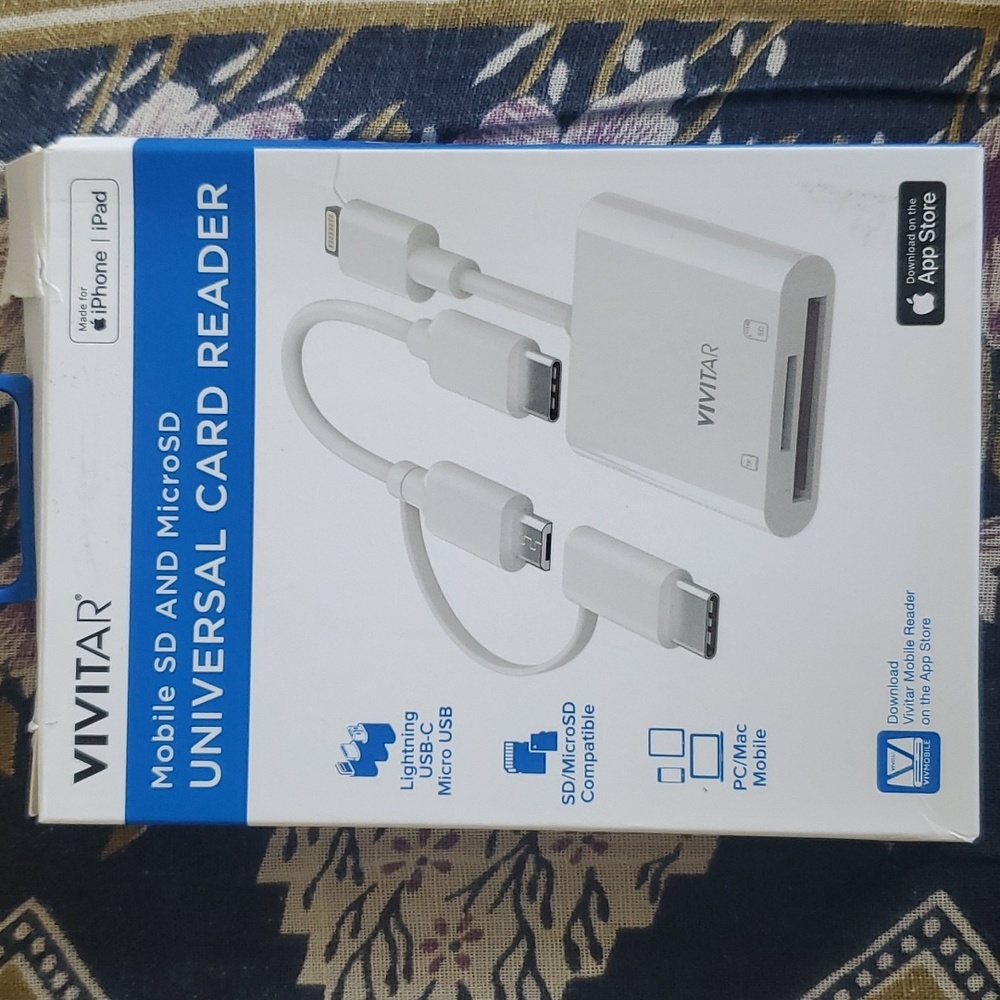 VIVITAR SD & Micro SD card reader.
